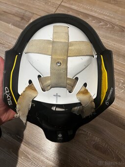 brankarska prilba ccm axis - 5