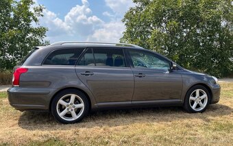 Toyota Avensis combi 2.2 D4D, r. v. 2007, 110kW - 5