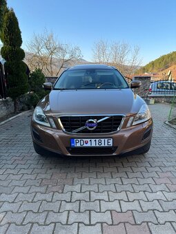 VOLVO xc60 2.4 AWD 151kW - 5