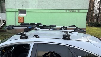 Nosič bicyklov Thule UpRide 599 + Strešný nosič Thule 7107/7 - 5