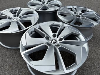 ORIGINAL ŠKODA OCTAVIA RS DISKY 5x112 R18 TOP - 5