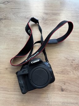 Canon EOS 100D - 5