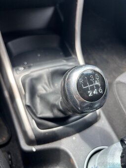 Hyundai i30 1.6 81 kW 2016 - 5