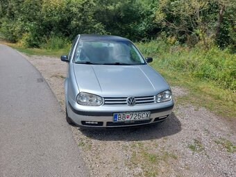 Volkswagen Golf - 5