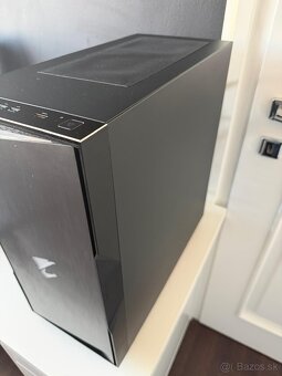 Herný počítač AORUS - 5