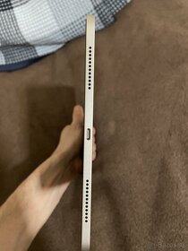 iPad Air (2022) 256gb white - 5