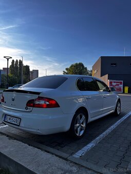 Škoda Superb 2 2.0 TDI 103 kW 2012 DSG - 5