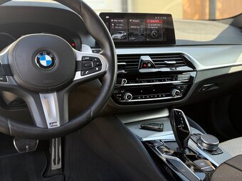 BMW 5 G30 520d xDrive M paket - 5