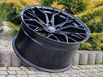 Alu kola 5x112 18" - typ Titan FB - 5