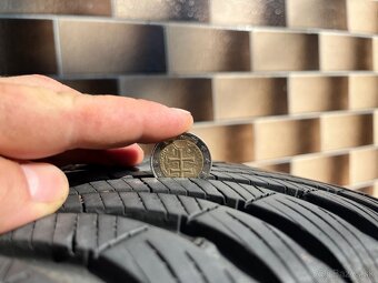 Celoročné pneumatiky Kumho Solus 215/60/R16 na elektrónoch - 5