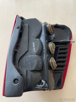 Jeep Grand Cherokee zadné svetlá 2002 - 5