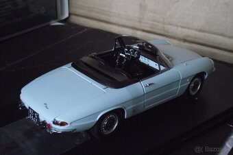 1:18 Alfa Romeo Spider - 5