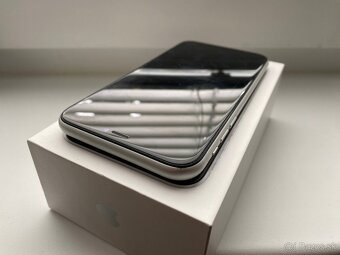iPhone XR 64Gb Silver - 5