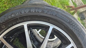 5x108 R16 205/60 - 5
