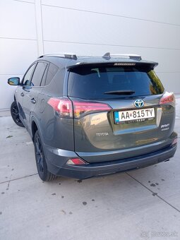 Toyota RAV4 Hybrid 2,5 145 Kw CVT 4x4 2018 s DPH - 5