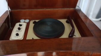 Starožitný rádio - gramofón - 5