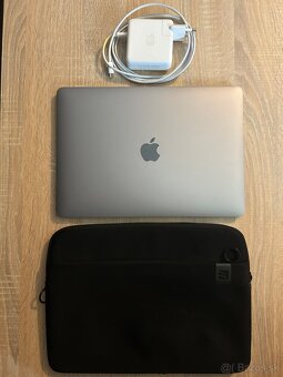 MacBook Pro 13” 2017 - 5
