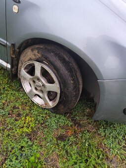 Predám Fábia 1.4 v celku na náhradné diely. - 5