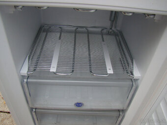 Kombinovaná chladnička Whirlpool A+ - 5