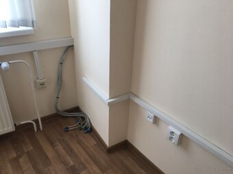 Kancelária na prenájom 25m2 lokalita business centrá, KE - 5