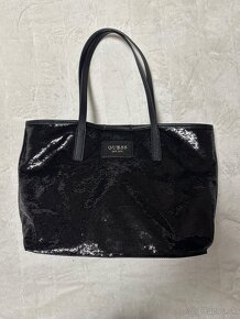 Krásna glitrová kabelka 2v1 zn. GUESS originál - 5