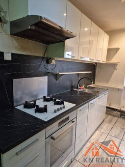 Na predaj 3 izbový tehlový byt Komárno  - 5