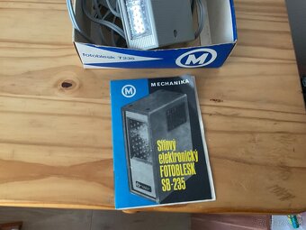 Predám Retro blesk - 5