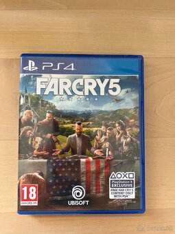 Playstation 4 pro - 5