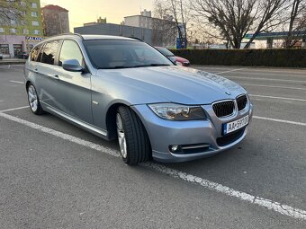 BMW 318D e91 2010 - 5