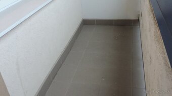 PRENÁJOM 1 IZBOVÝ BYT STRED S 2 LOGGIAMI POVAŽSKÁ BYSTRICA - 5