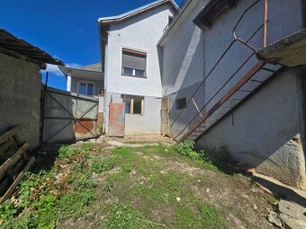 NA PREDAJ - 4 izbový Rodinný dom - 5