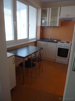 Prenájom 1-izb. zariad. byt centrum s veľkým krytým balkónom - 5