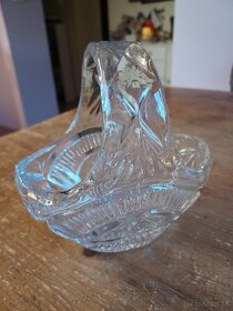 Košík z lisovaného skla - 5
