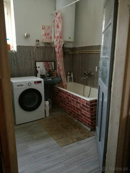 Ponúkame na predaj sedliacky dom - v obci Pácin - 5