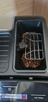 Kávovar Siemens EQ 300 - 5