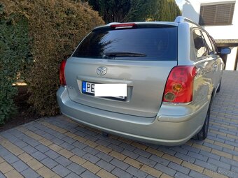 Toyota Avensis 2.0 VVTi EXECUTIVE - 5