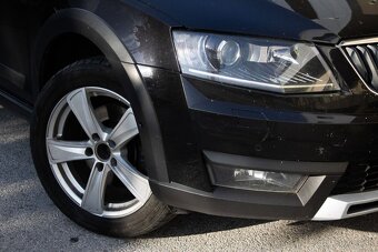 Škoda Octavia Combi SCOUT 2.0 135kw 4x4 DSG REZERVOVANÉ - 5