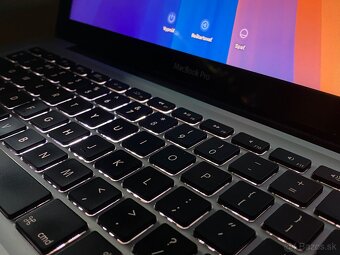 Macbook Pro 13” 2011 10 GB / 240 GB - 5