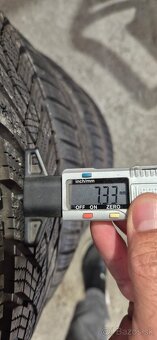 245/40R19 zimné Goodyear - 5