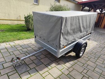 Prívesný vozík značky UNIKOL s plachtou - 5