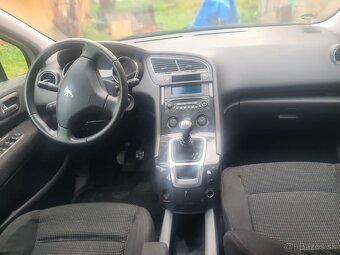 Peugeot 5008 1,6THP 115kw rok 2010 - 5