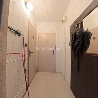 Dobré Reality ponúkajú na predaj 1-izbový byt na ulici Zd. N - 5