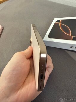 Predam iphone 16 pro max 256GB ZLATY - 5