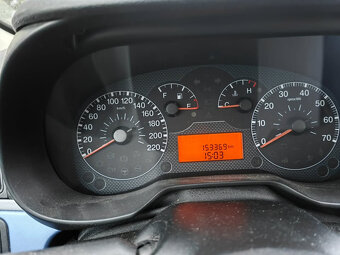 Fiat Grande Punto - 5