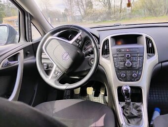 Opel Astra J 1,4 74 kw - 5
