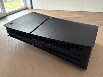Originálny čierny kryt pre PlayStation 5 Slim - 5