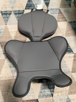 Britax Römer i-Size + základňa ISOFIX + novorodenecká vložka - 5