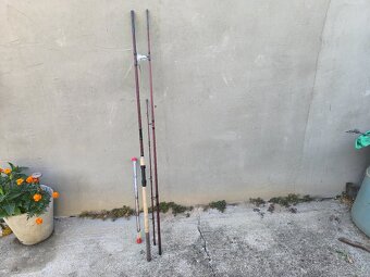 Predám feeder prút Delphin M3 4m 215g - 5