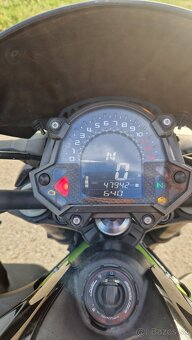 Kawasaki Z900 - 5