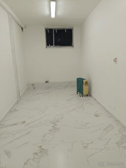 Na prenájom hala 680 m2 Zvolen - 5